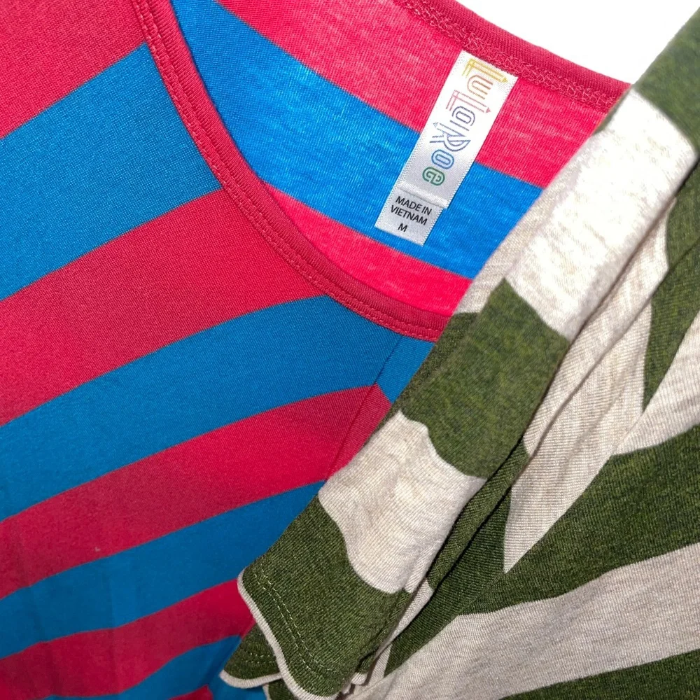 Lularoe: 4 classic shirt bundle - Picture 3 of 6